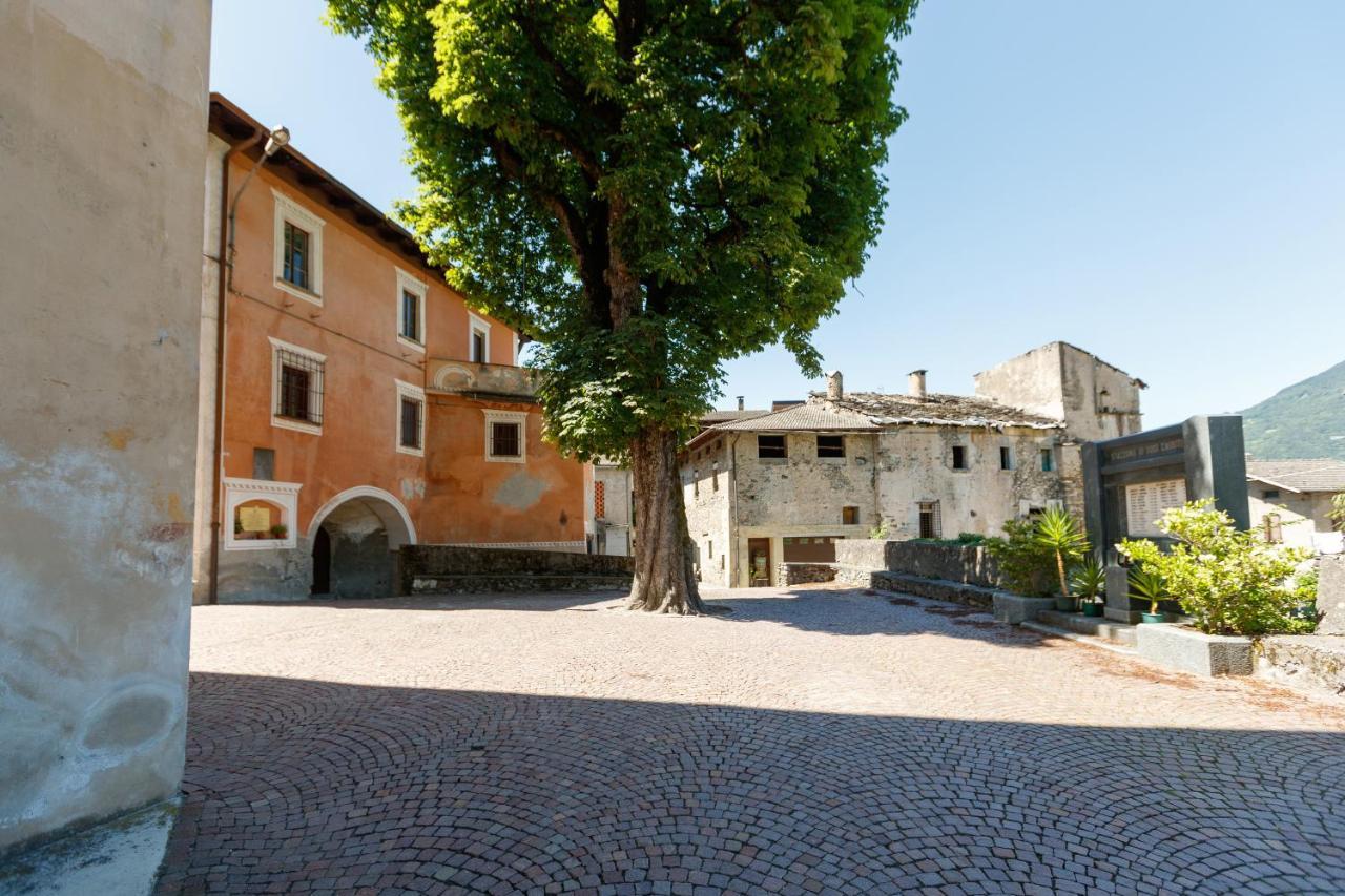 Il Como' Della Civetta - Taverna “La Fenice” Stazzona Buitenkant foto